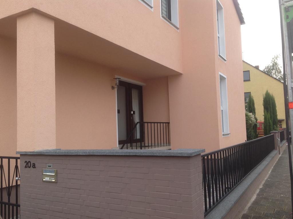 Privatzimmer Spahn In Muehlheim Apartamento Exterior foto